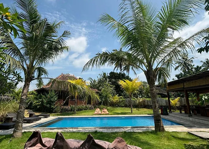 ホテル Luxury Riverside At Nunu Bali